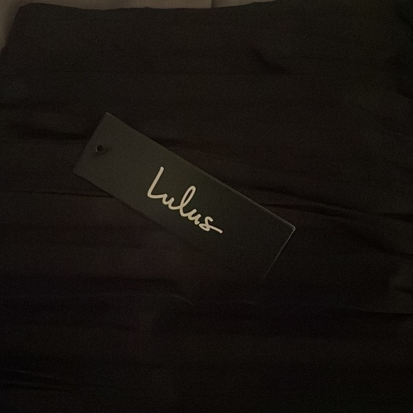 Bubble Ruched Mini Skirt (NWT) - Picture 4 of 4